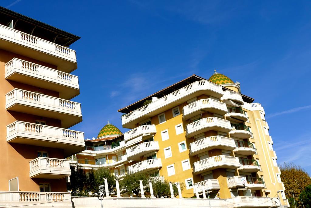 Studios Nice French Riviera ภายนอก รูปภาพ